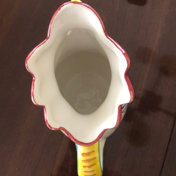 Deruta pitcher